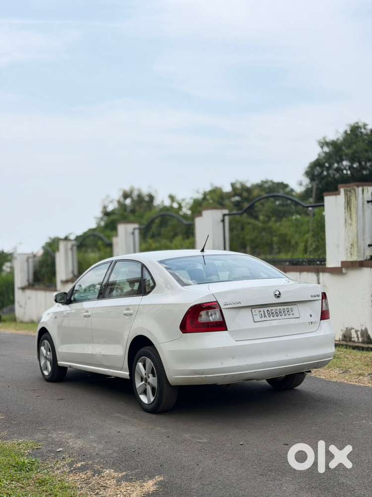 Skoda Rapid Elegance Tdi Automatic 2015 Model .