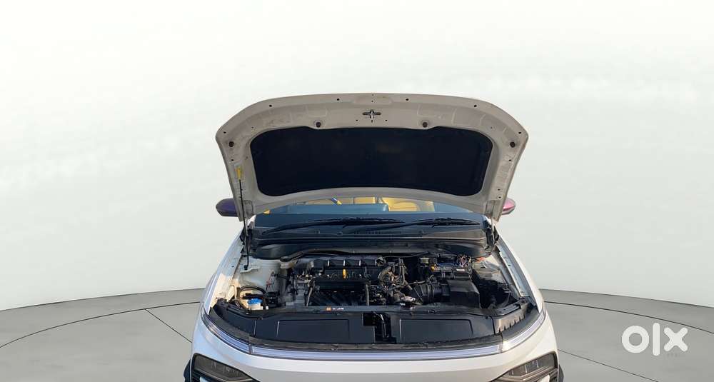 Hyundai Verna 1.5 Mpi Mt Sx (o), 2024, Petrol