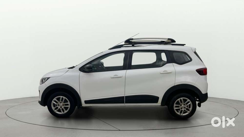Renault Triber Rxt, 2024, Petrol
