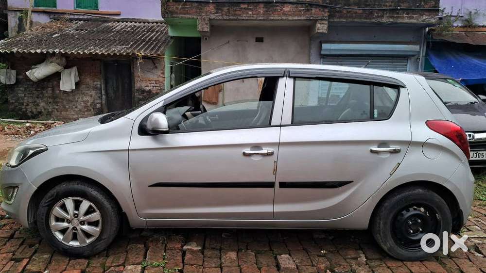 Hyundai I20 Sportz 1.2 Bs-iv, 2013, Petrol