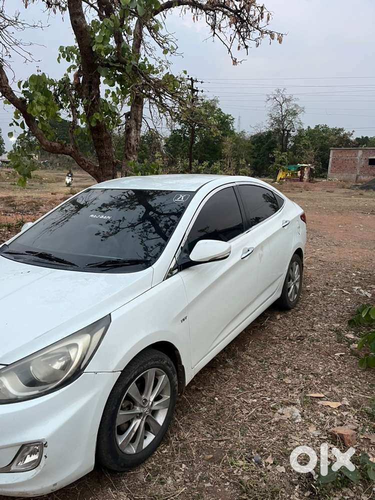 Hyundai Verna Petrol 2013