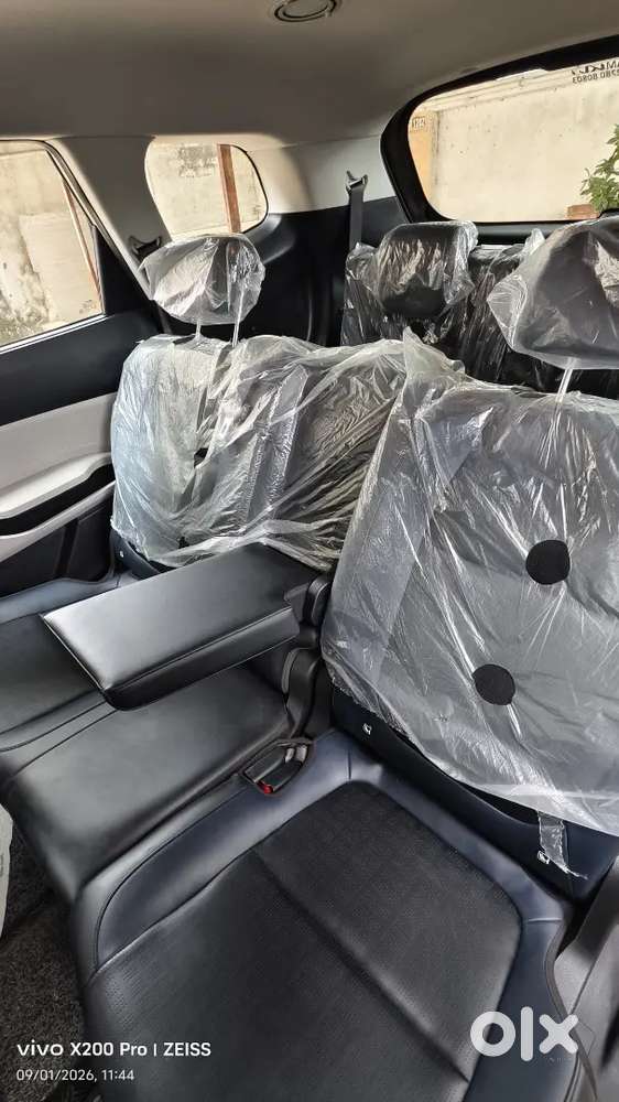 Kia Carens Clavis 2026 Petrol Manual