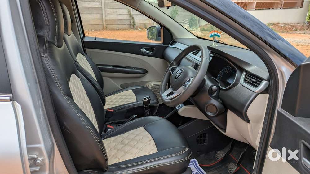 Renault Triber 1.0 Rxz Dual Tone, 2022, Petrol
