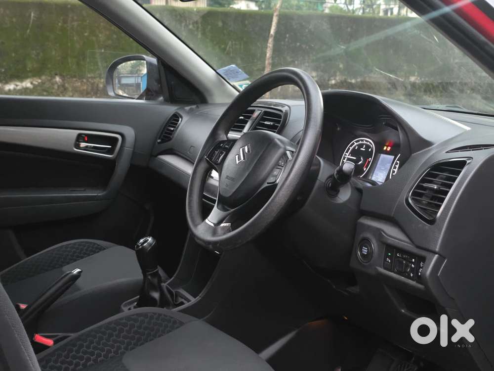 Maruti Suzuki Brezza Zdi+ Dual Tone, 2016, Diesel