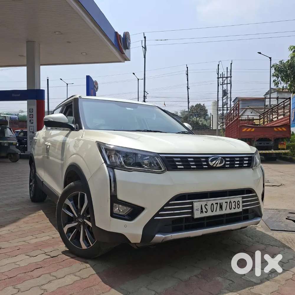 Mahindra Xuv300 2019 Petrol 74000 Km Driven