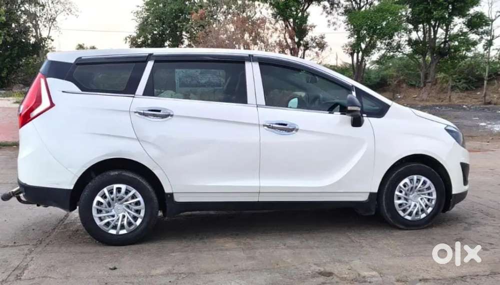 Mahindra Marazzo Diesel 2022
