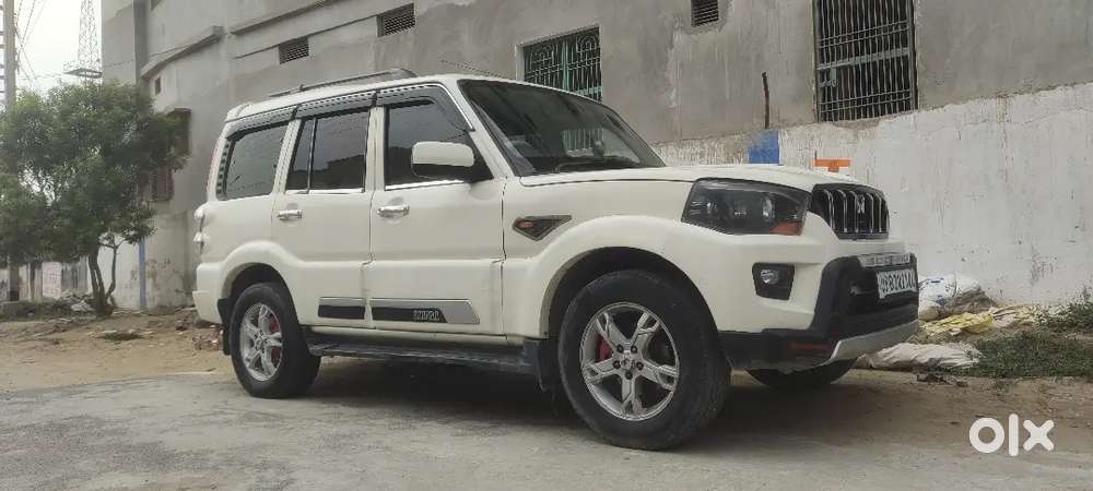 Mahindra Scorpio 2016 Diesel 84786 Km Driven