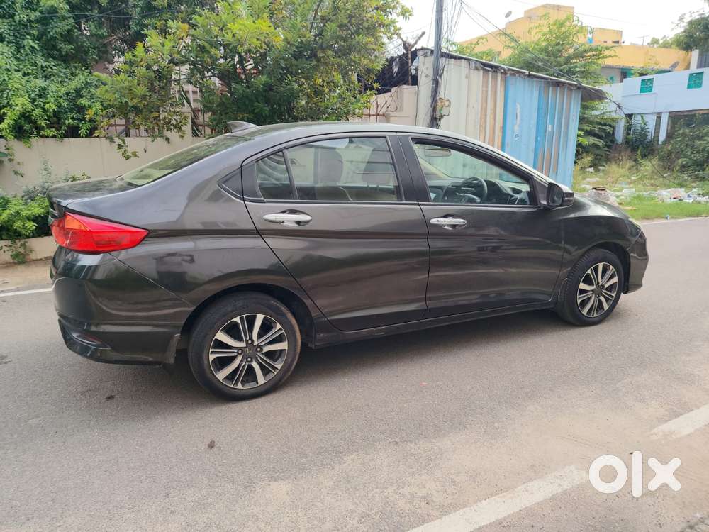 Honda City 1.5 V 4th Gen I-vtec Mt, 2017, Petrol