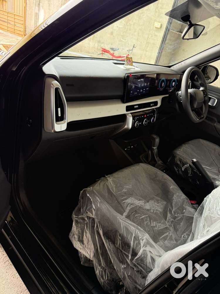 Hyundai New Venue Se, 2025, Petrol