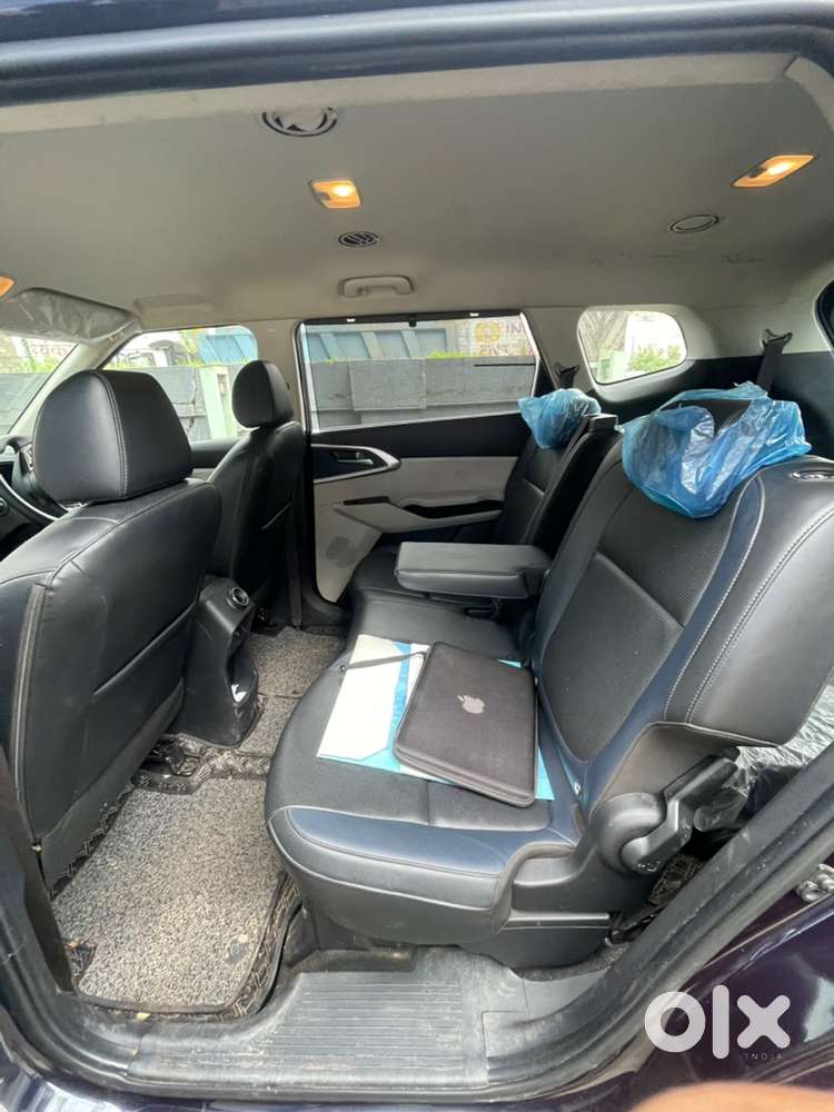 Kia Carens Petrol Manual 2024
