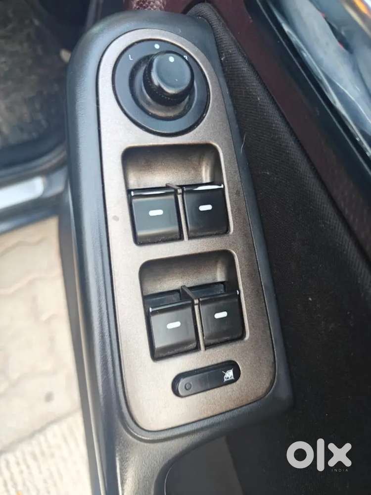 Tata Indica Vista 2012 Vx Top Modal