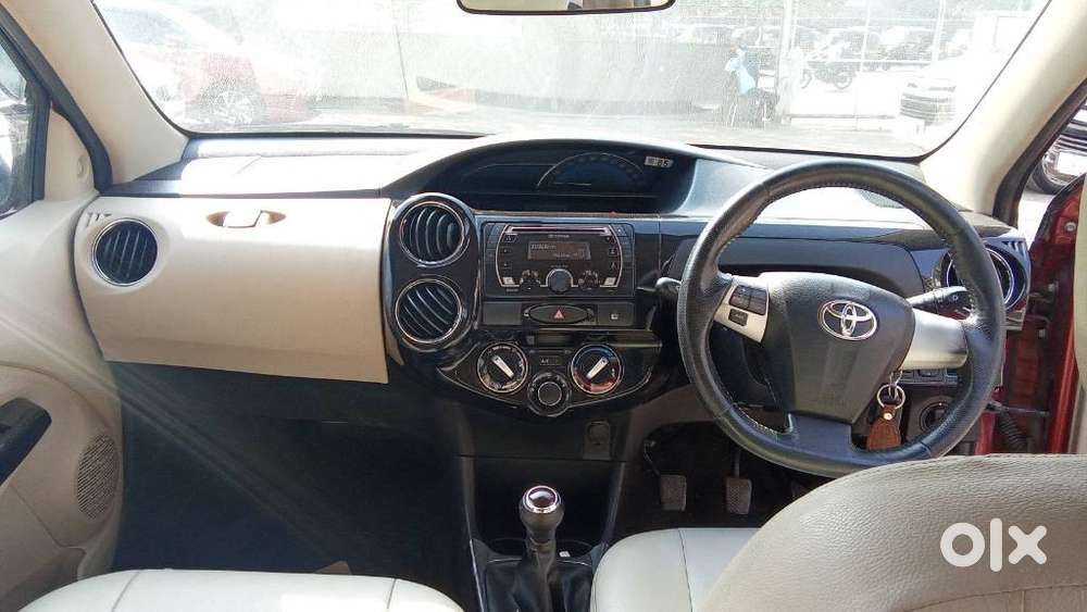 Toyota Etios Liva 1.2 Vx, 2017, Petrol