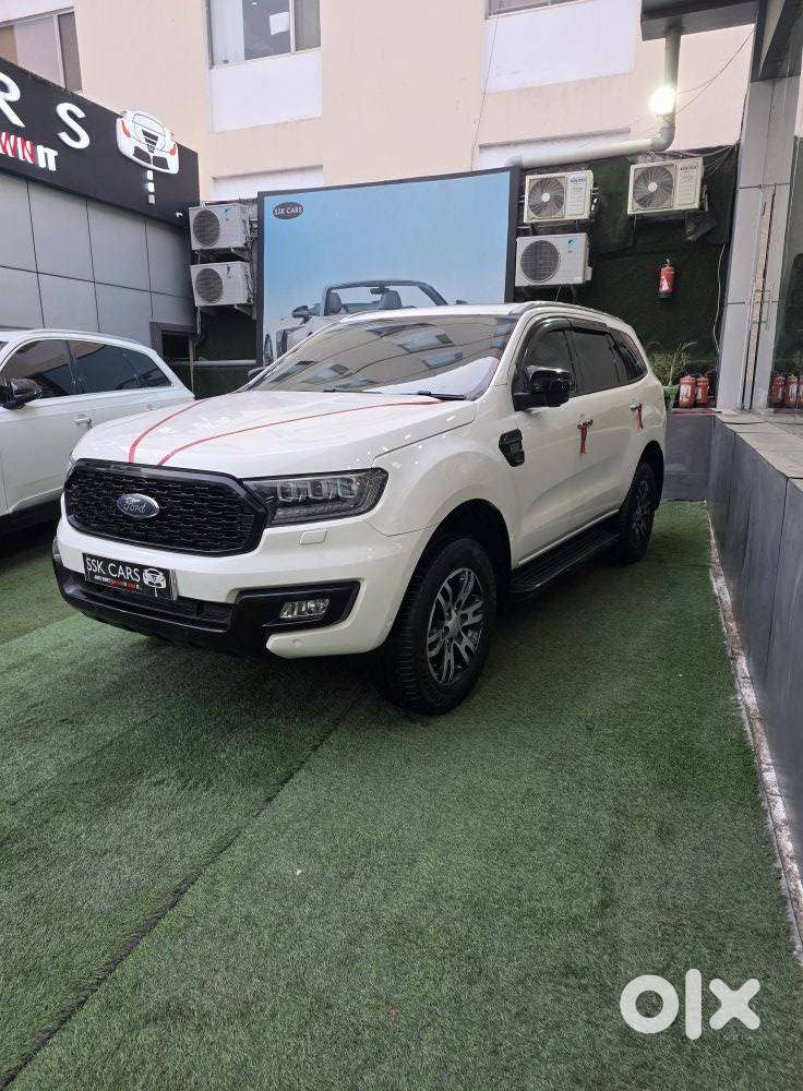 Ford Endeavour 3.2 Titanium At 4x4, 2017, Diesel