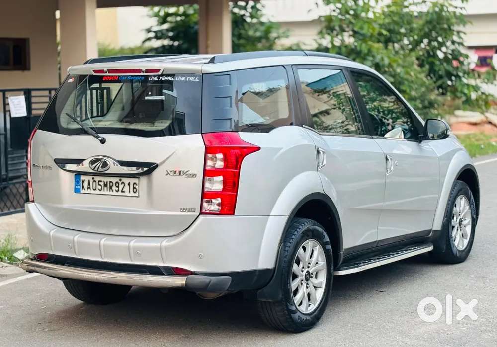 Mahindra XUV500 2015 W10 (Sunroof)