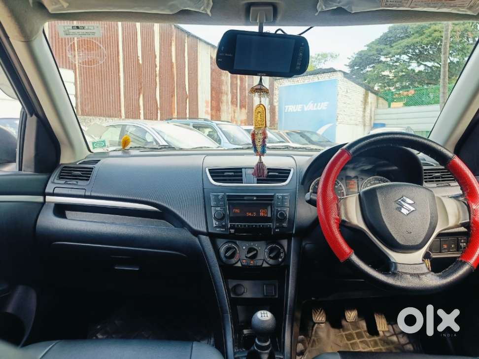 Maruti Suzuki Swift 1.2 Vxi (o), 2015, Petrol