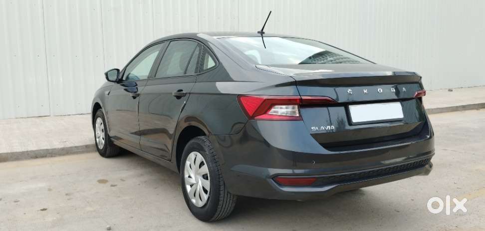 Skoda Slavia 1.0 Active Tsi, 2023, Petrol