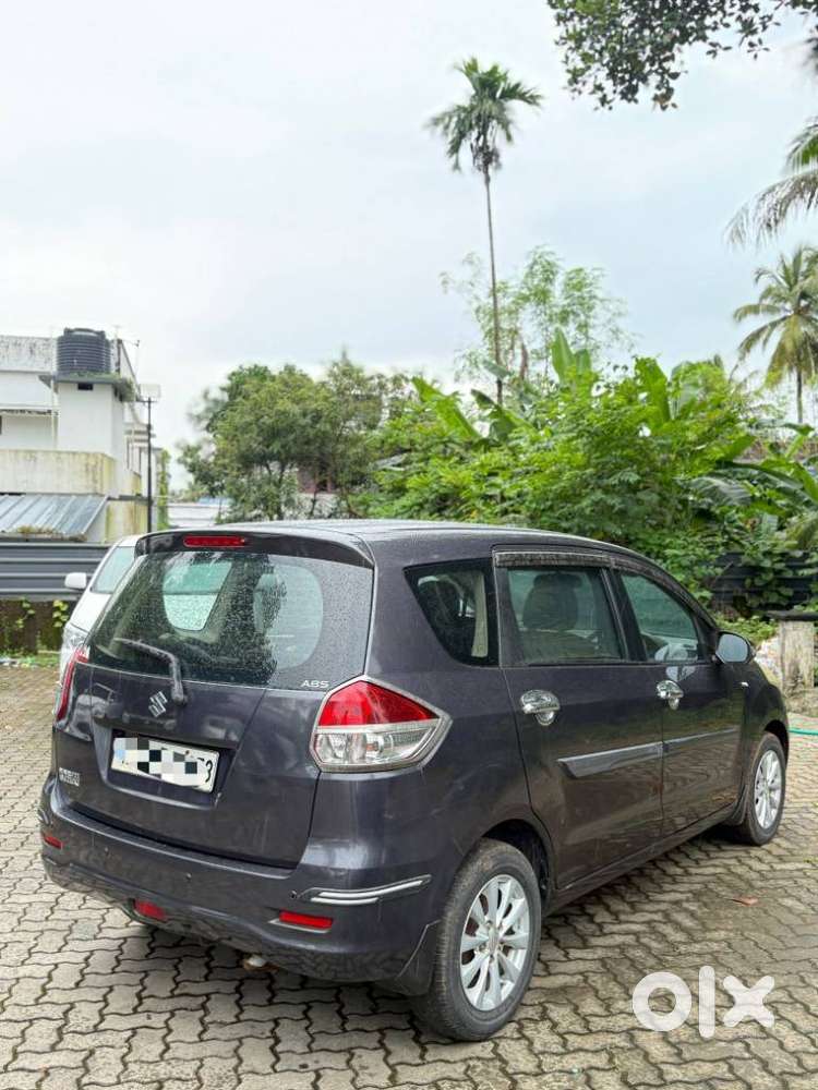 Maruti Suzuki Ertiga Zxi, 2013, Petrol