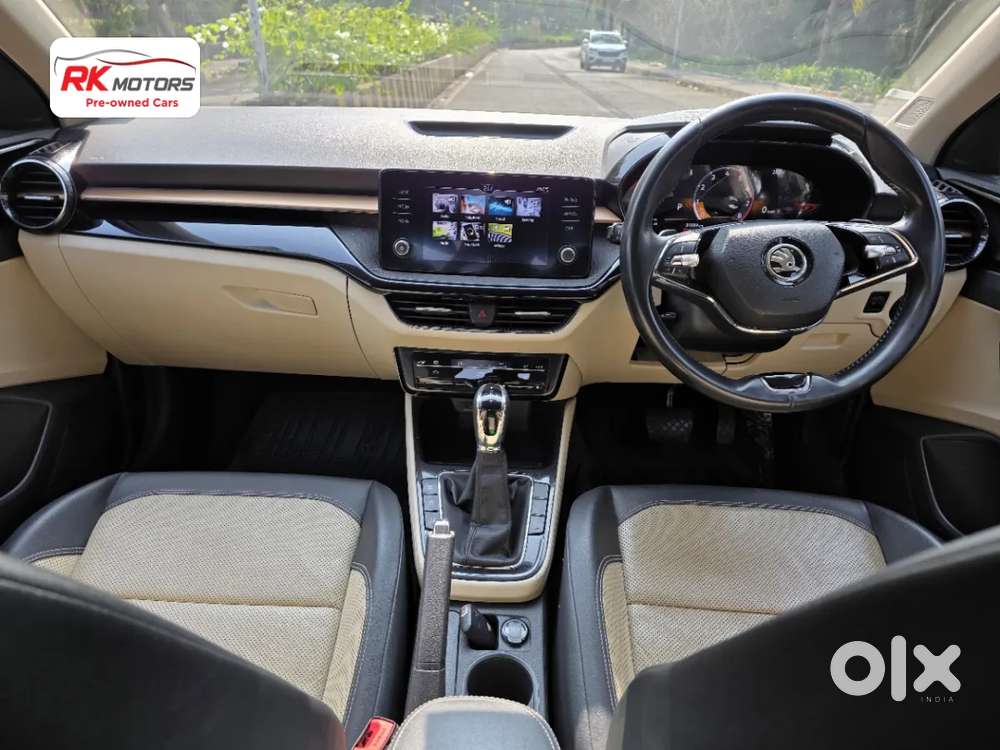 Skoda Slavia Style 1.0l Tsi At, 2023, Petrol