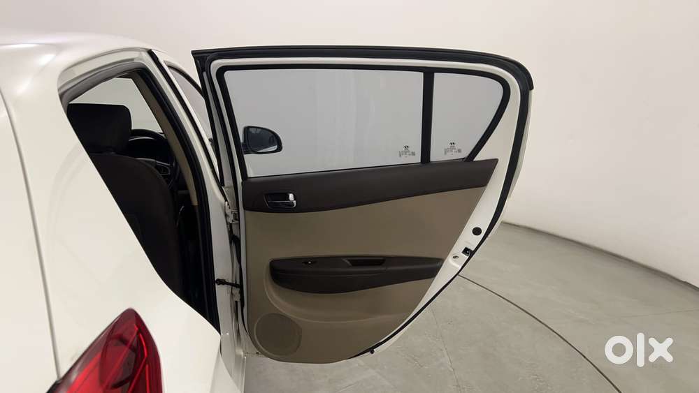 Hyundai I20 Sportz 1.2 Bs-iv, 2011, Petrol