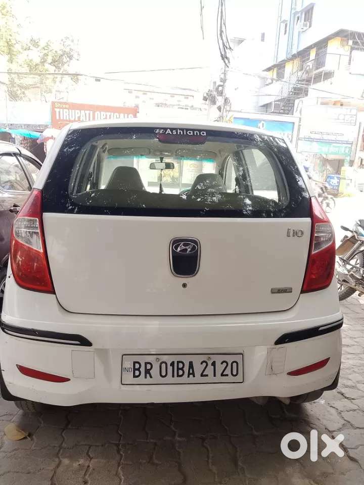 Hyundai I10 Magna At, 2011, Petrol