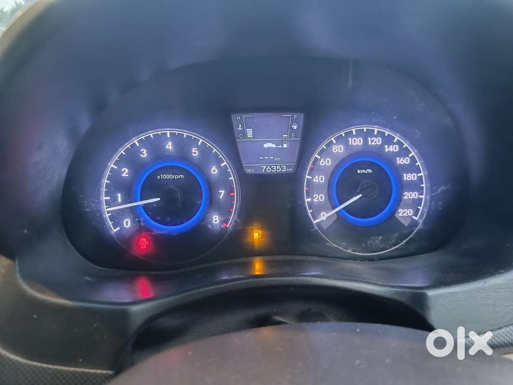 Hyundai Verna 1.6 Sx Vtvt, 2013, Petrol