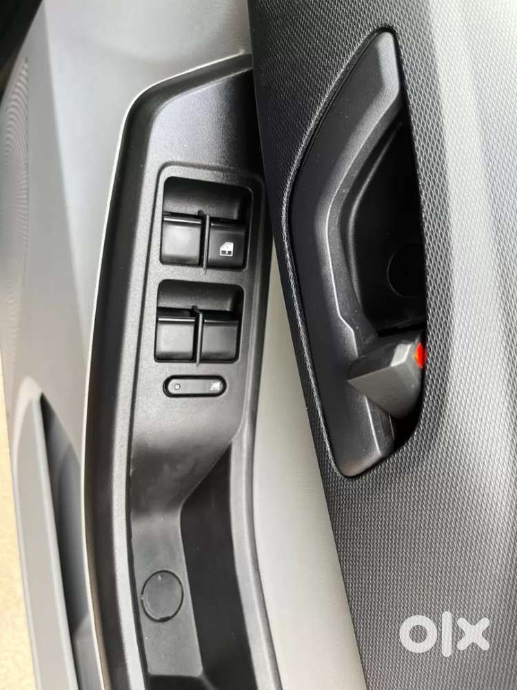 Tata Tiago 1.2 Revotron Xt (o), 2022, Petrol