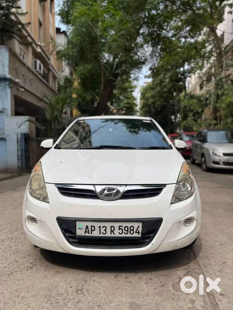 Hyundai I20 2010 Petrol 80000 Km Driven