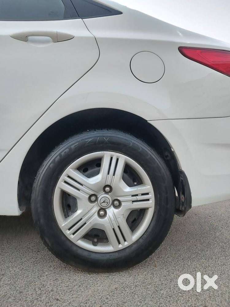 Hyundai Verna Ex 1.6 Vtvt At, 2014, Cng & Hybrids