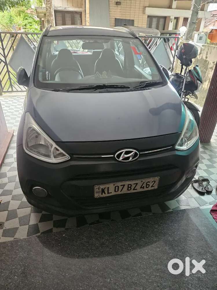 Hyundai Grand I10 2013 Diesel 100000 Km Driven.