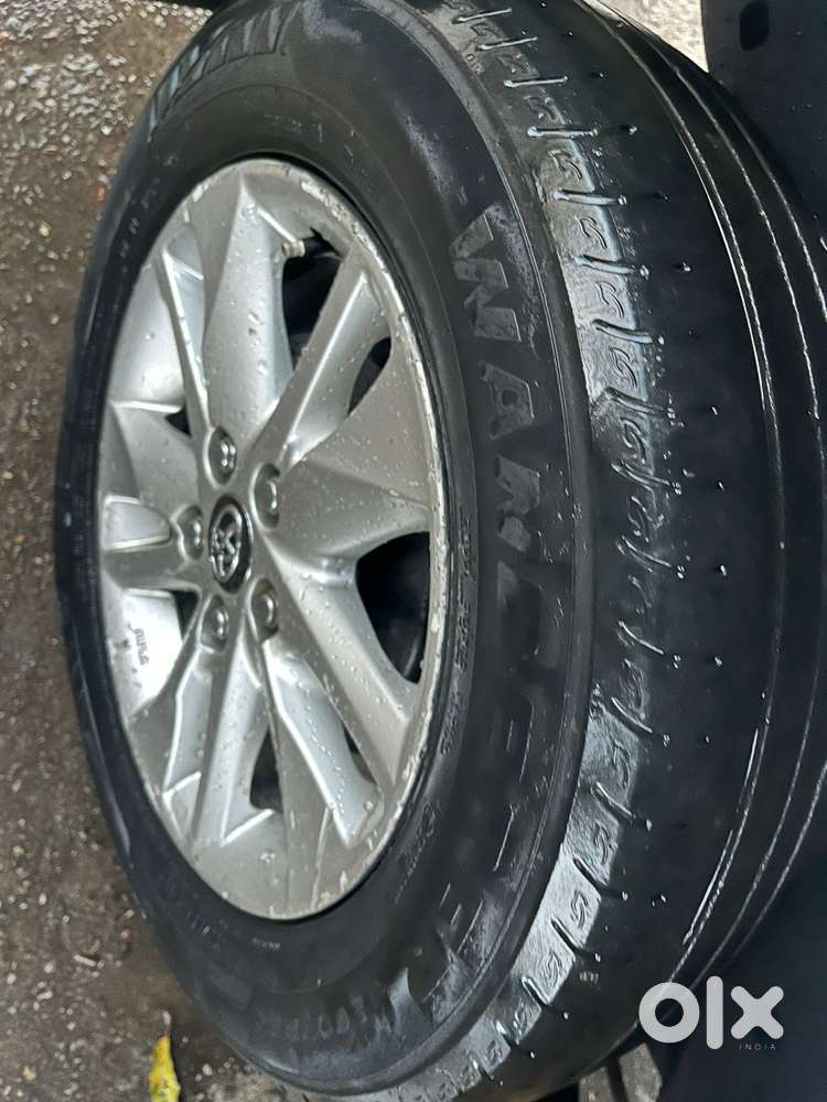 Toyota Innova Crysta 2.4 Gx Mt 8s, 2018, Diesel