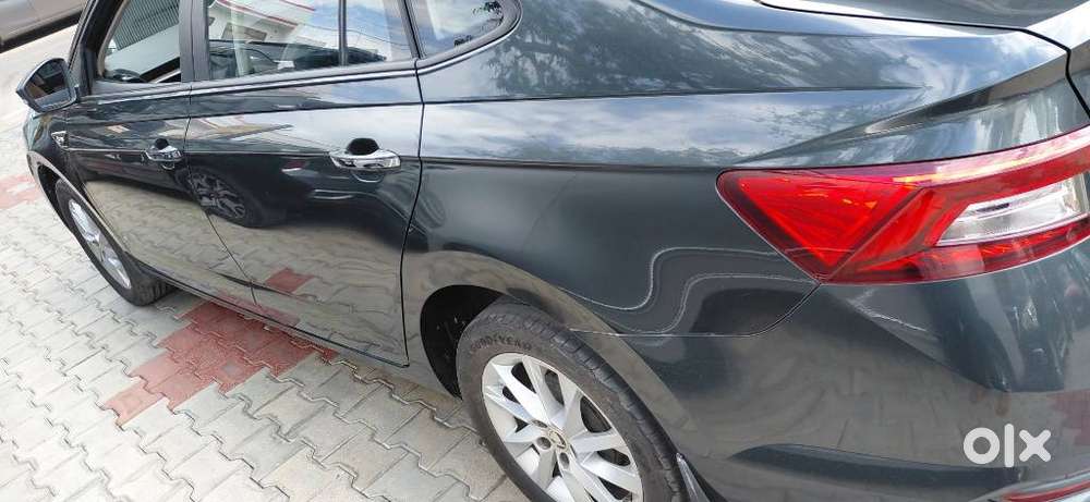 Skoda Slavia 1.0 Tsi Style, 2022, Petrol