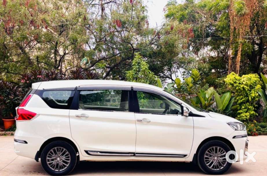 Maruti Suzuki Ertiga Zxi At Shvs, 2019, Petrol
