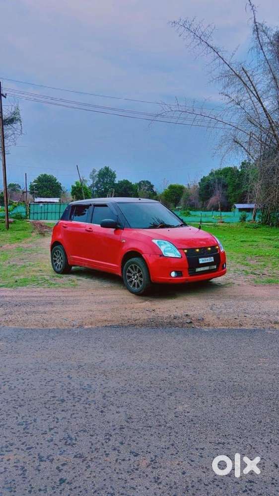 Maruti Suzuki Swift 2005 Petrol 129000 Km Driven