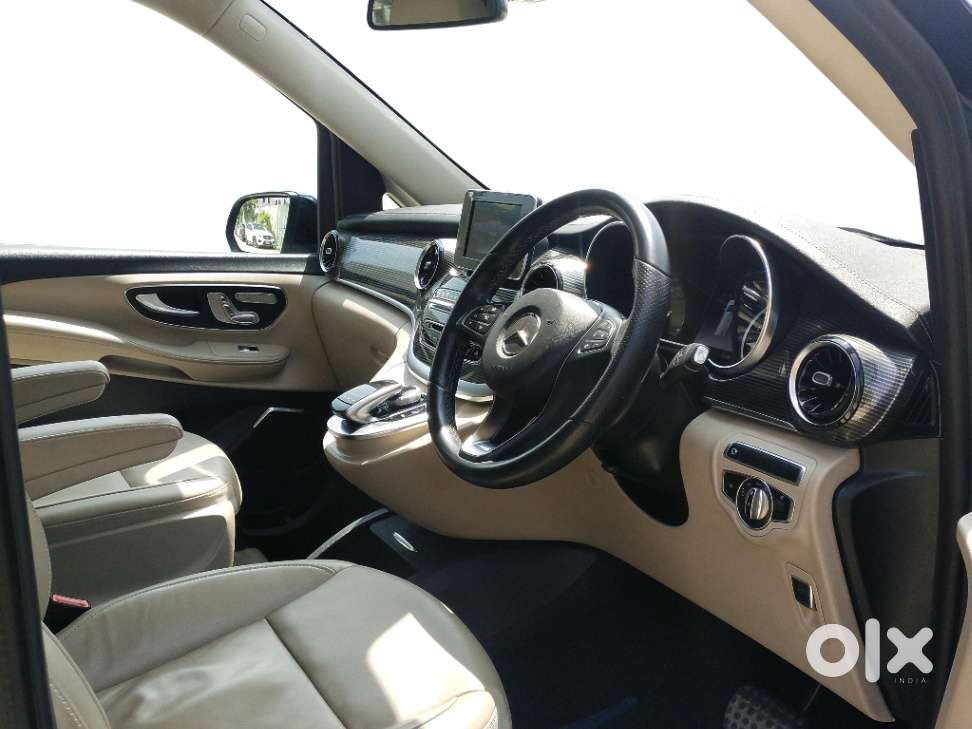 Mercedes-benz V-class 2.1 220 Expression Diesel At, 2019, Diesel