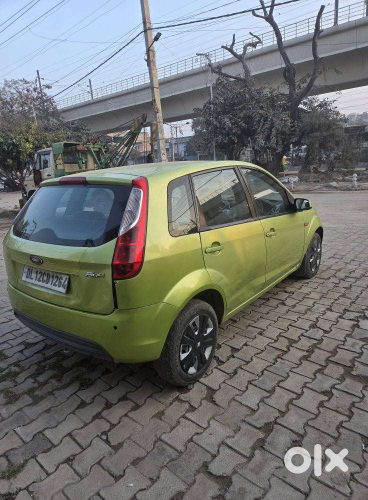 Ford Figo 1.2p Titanium Mt, 2011, Petrol