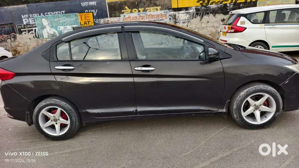 Honda City 2015 V At Sunroof Good Condition