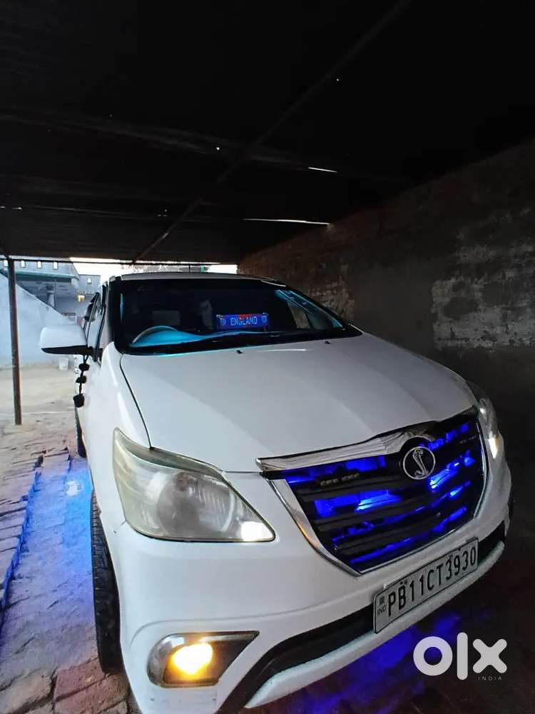 Toyota Innova 2010 Diesel 200000 Km Driven