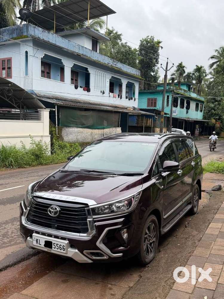 Toyota Innova Crysta 2.8 Gx At 8s, 2021, Petrol