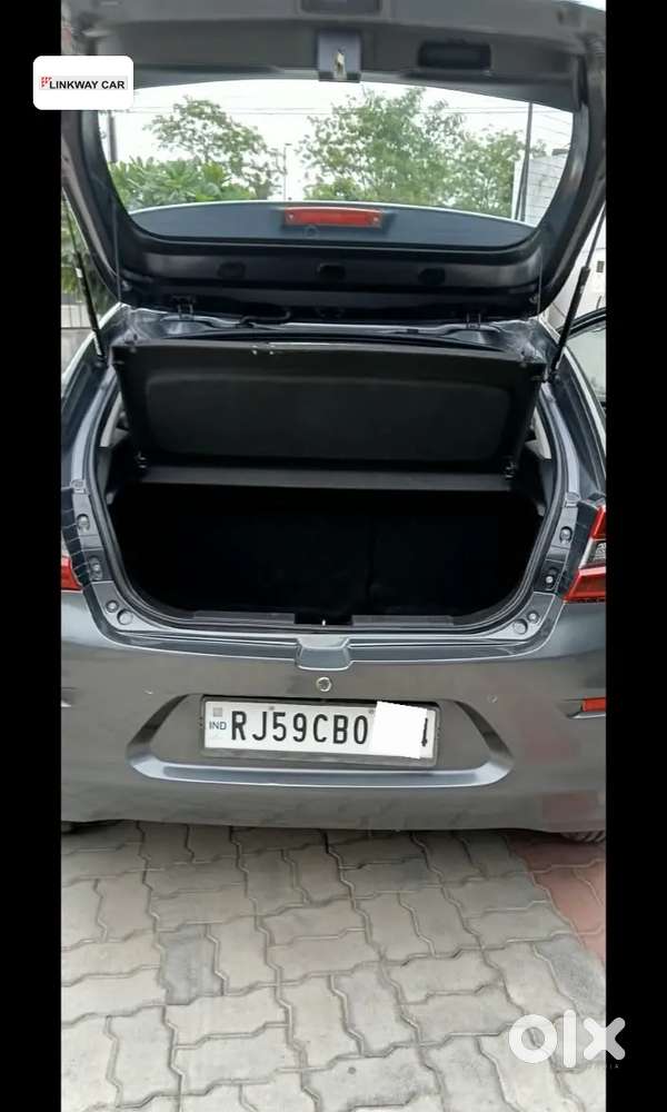 Maruti Suzuki Baleno Delta, 2025, Petrol