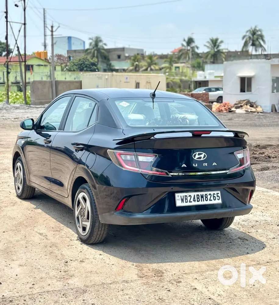 Aura S Cng Petrol