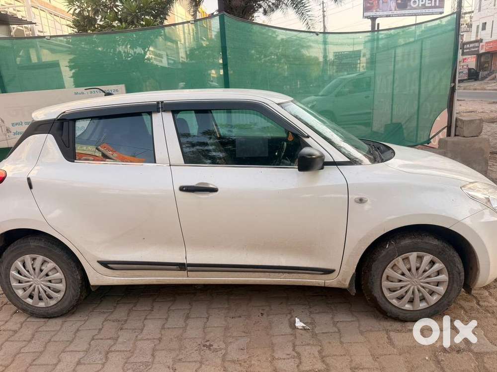 Maruti Suzuki Swift 2023 Petrol Well Maintained