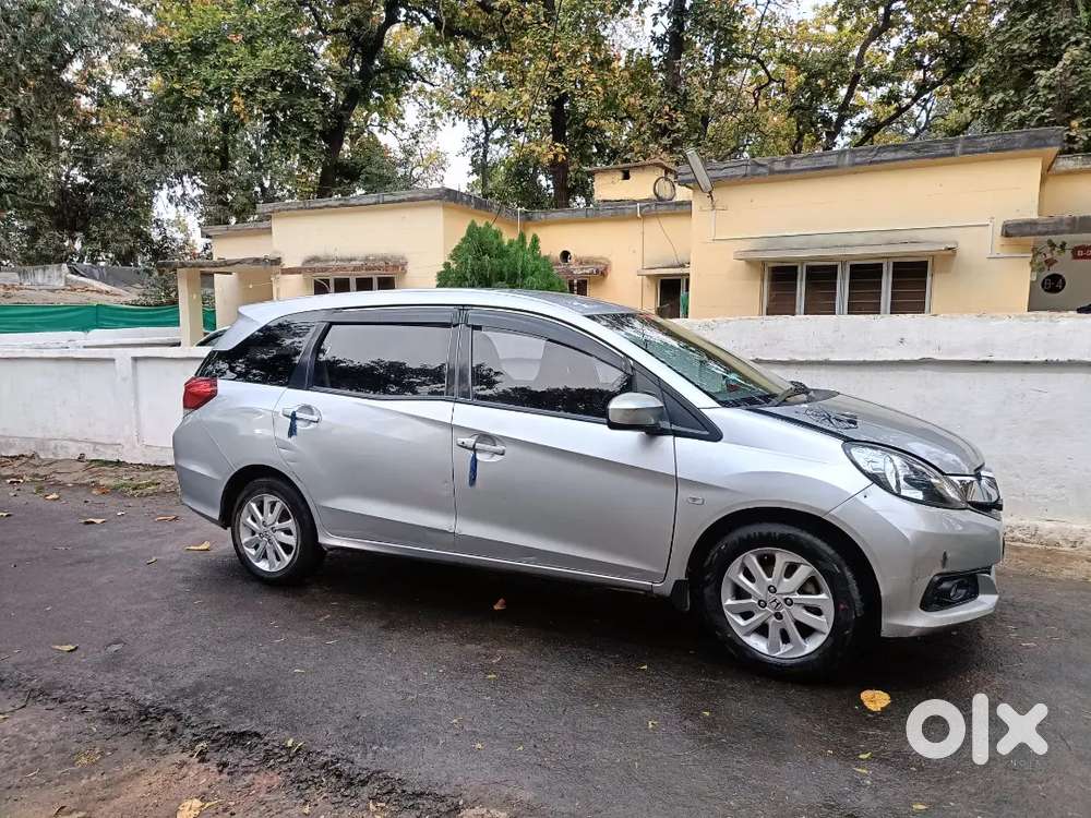 Honda Mobilio 7 Seater