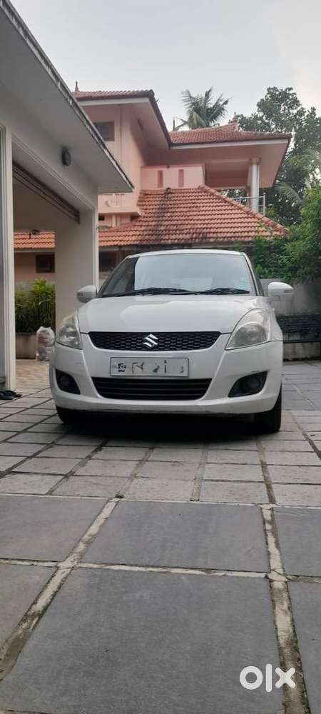 Maruti Suzuki Swift 2012 Diesel 289000 Km Driven