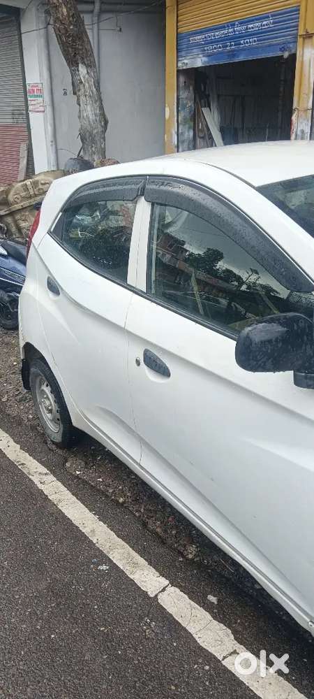 Hyundai Eon Era 2017 Petrol