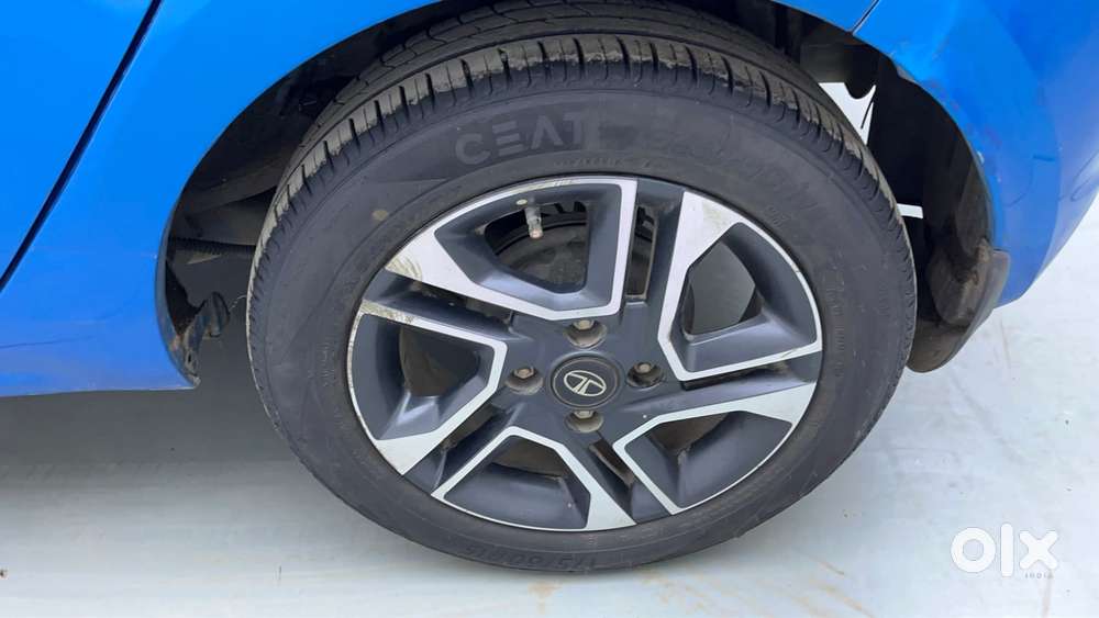 Tata Tiago Xza Plus Dual Tone, 2019, Petrol