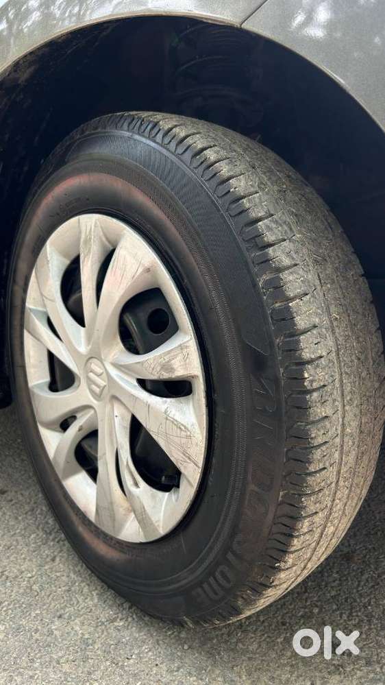 Maruti Suzuki Swift Dzire Vxi Optional, 2017, Petrol