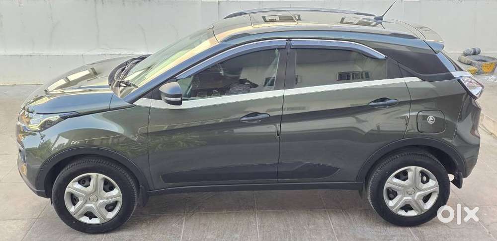 Tata Nexon 1.2 Revotron Xm (s), 2021, Petrol