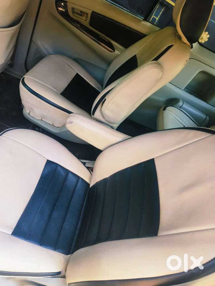 Toyota Innova 2013 Diesel 213000 Km Driven