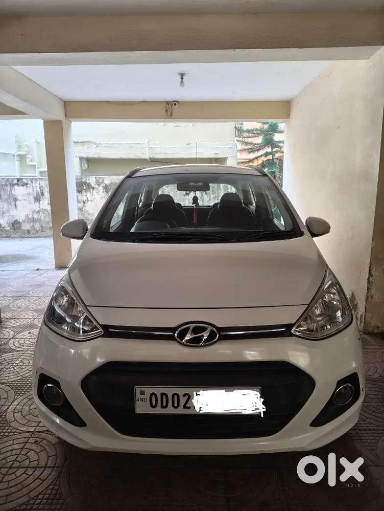 Hyundai Grand I10 Sportz 2015 Petrol