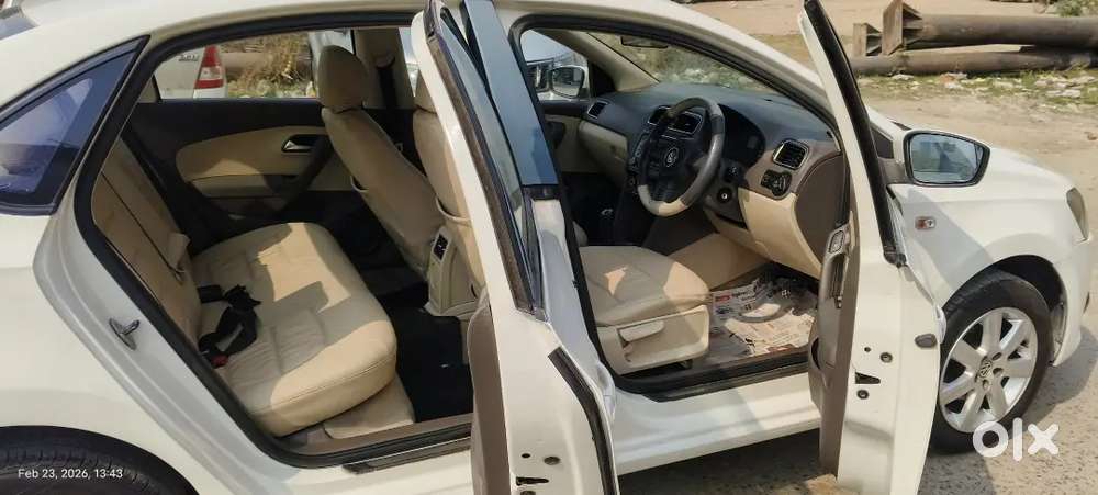 Volkswagen Vento  Highline Plus Petrol 2012
